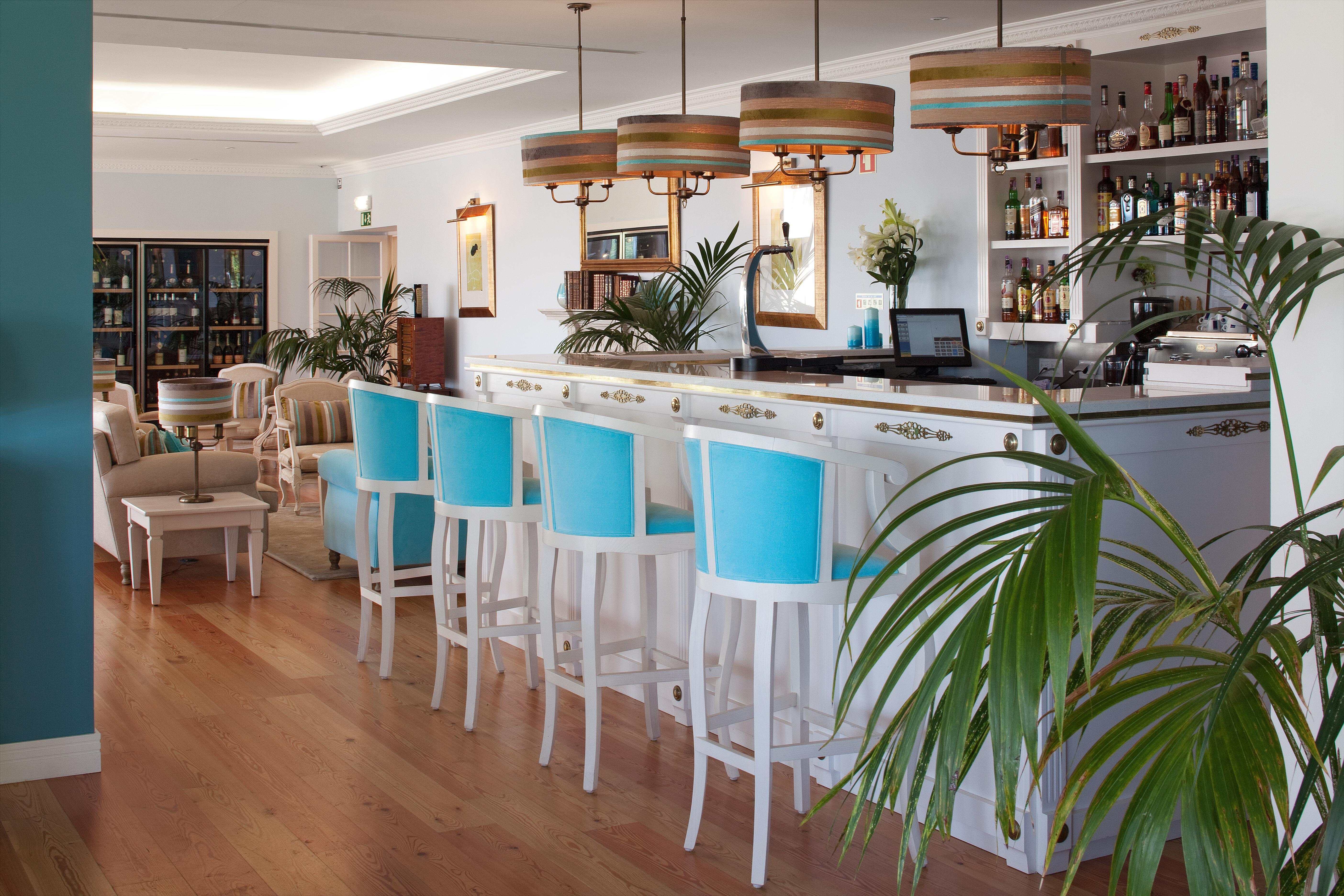 Longevity Senses - Cascais Boutique Hotel - Adults Only Экстерьер фото The bar at the 2010 G8 Summit